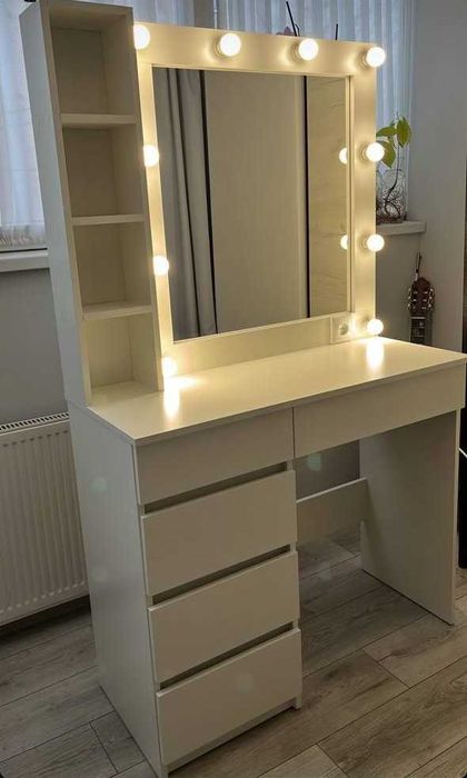 Стол макияжный бровиста бьюти Туалетний гримерный столик визажный