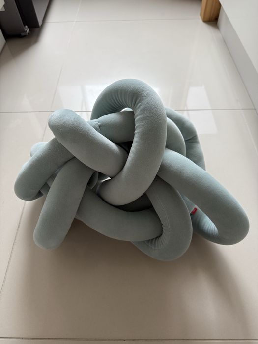 Poduszka Home&You knot dekoracyjna turkusowa jasnoniebieska supeł