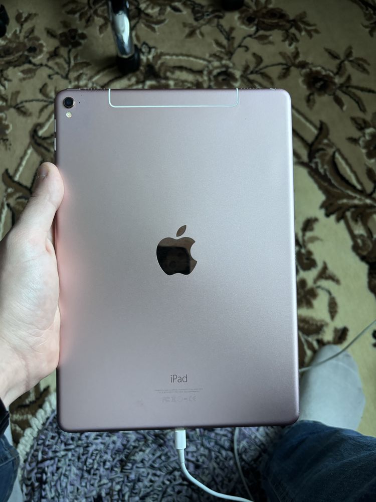 iPad Pro 9,7 1 Gen 32 Gb LTE