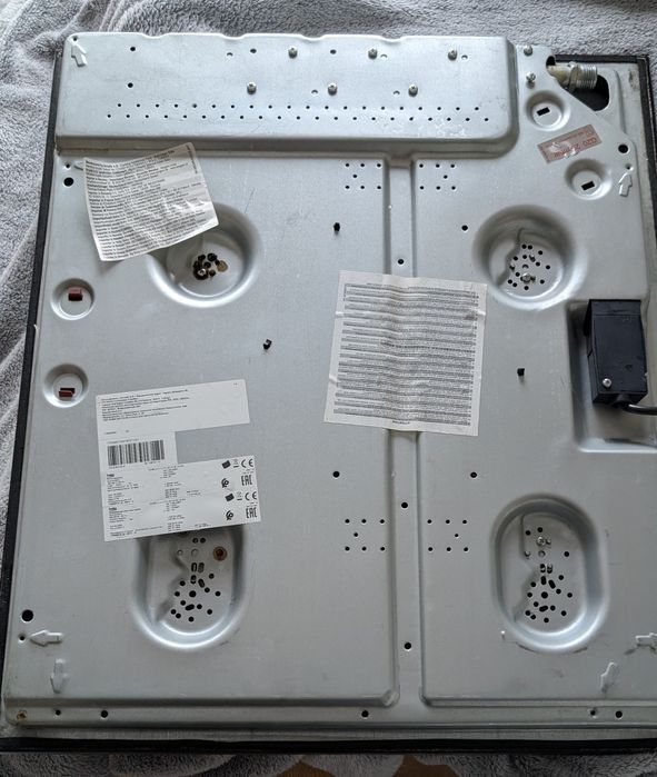 Używana 5-lat płyta gazowa Beko HILG64120  (nieszczelny 1 palnik)