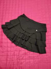 Czarna mini spódniczka falbany