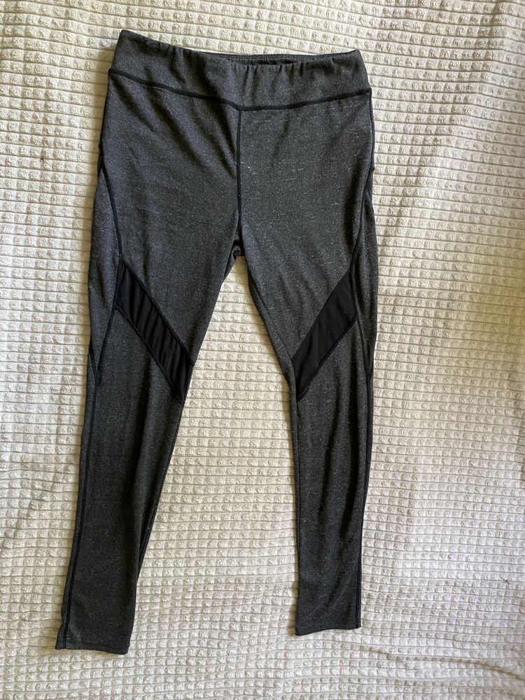 czarne legginsy dla kobiety, L