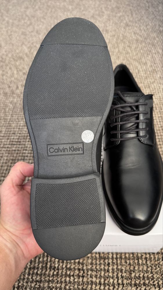 Туфлі Calvin Klein чоловічі Men's Click Dress Shoe