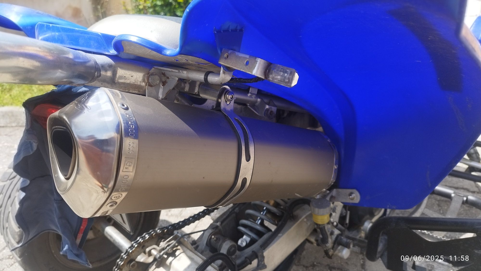 Yamaha raptor 660R