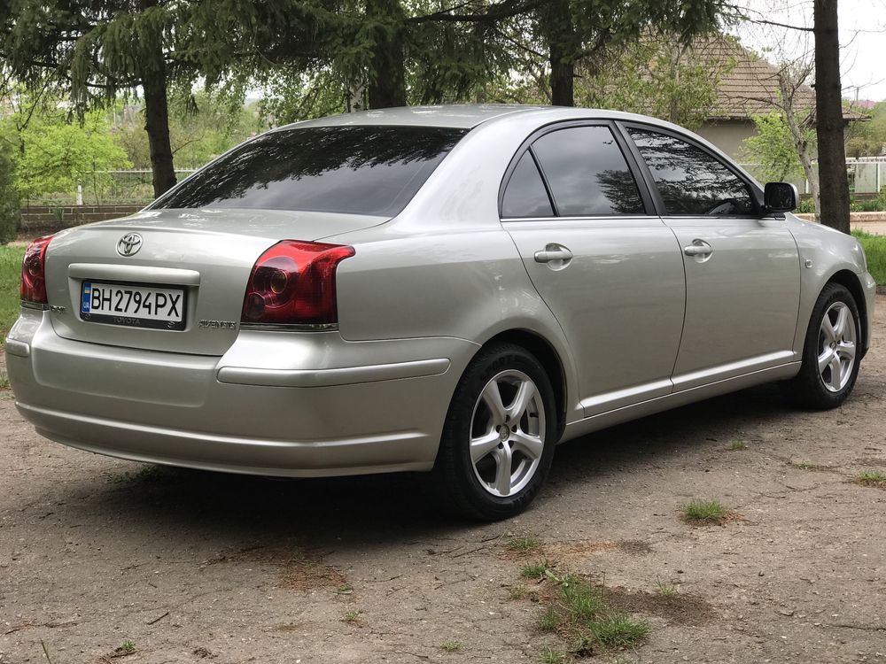 Продам Toyota Avensis