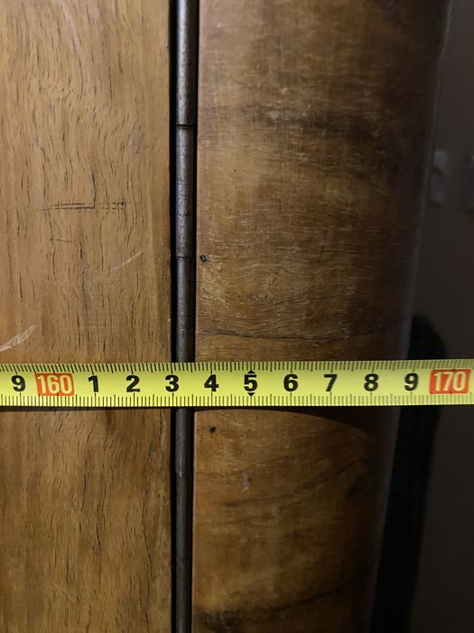 Шафа 3-дверна в стилі ретро вживана