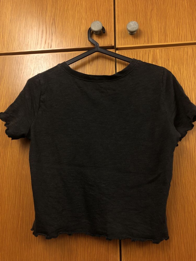 Tshirt preta crop Hollister