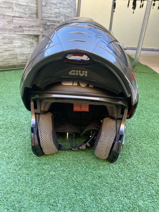 Capacete modular GIVI