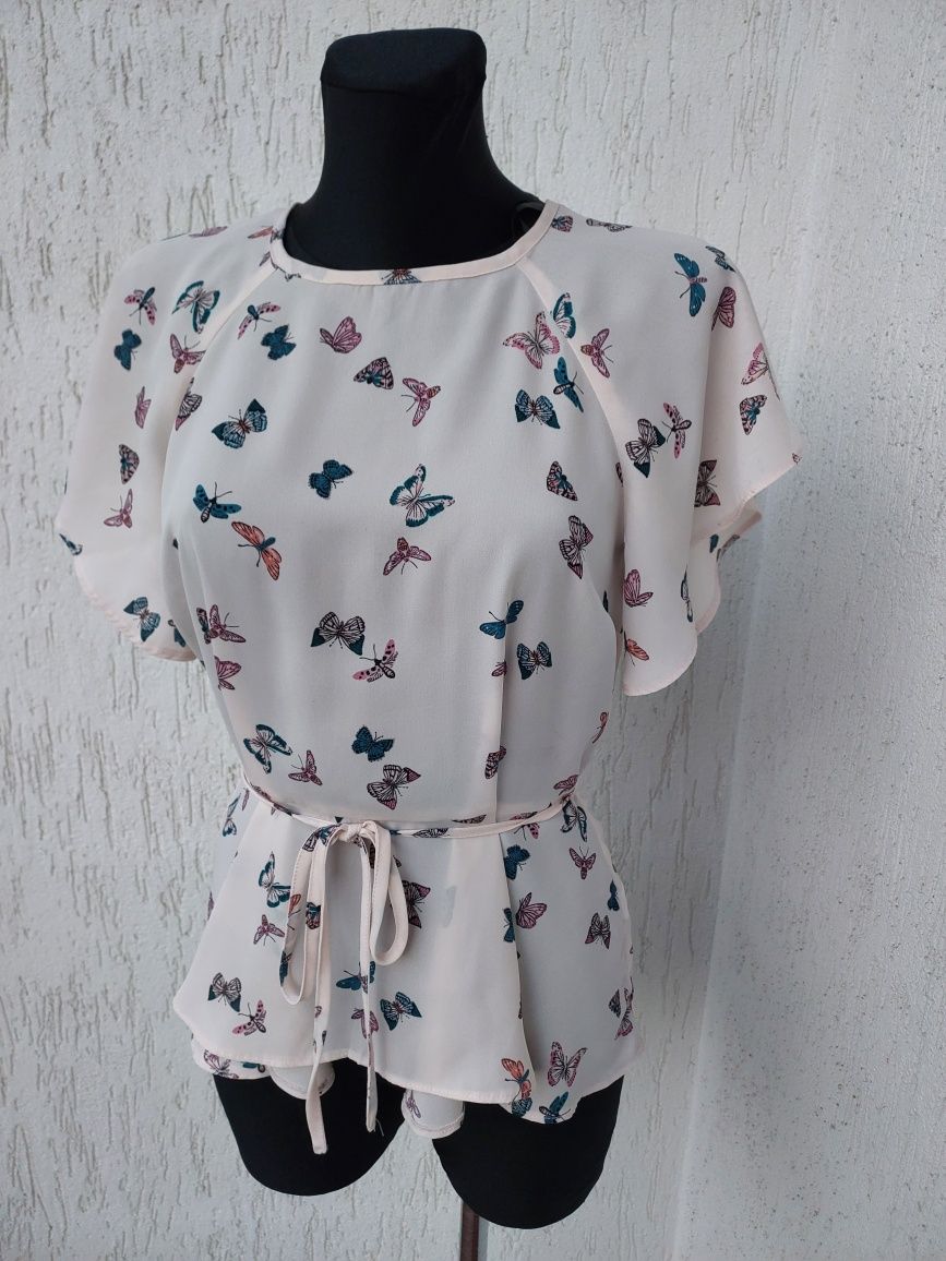 Bluzeczka w motyle roz M/L.