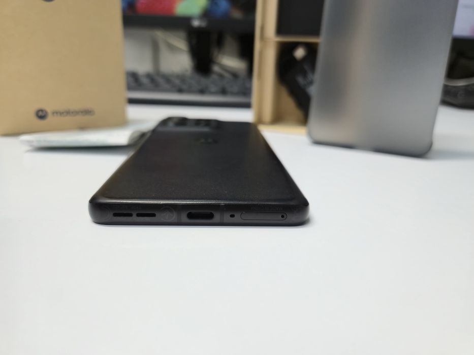Motorola Edge 50 Pro 12/512Gb, офіційний