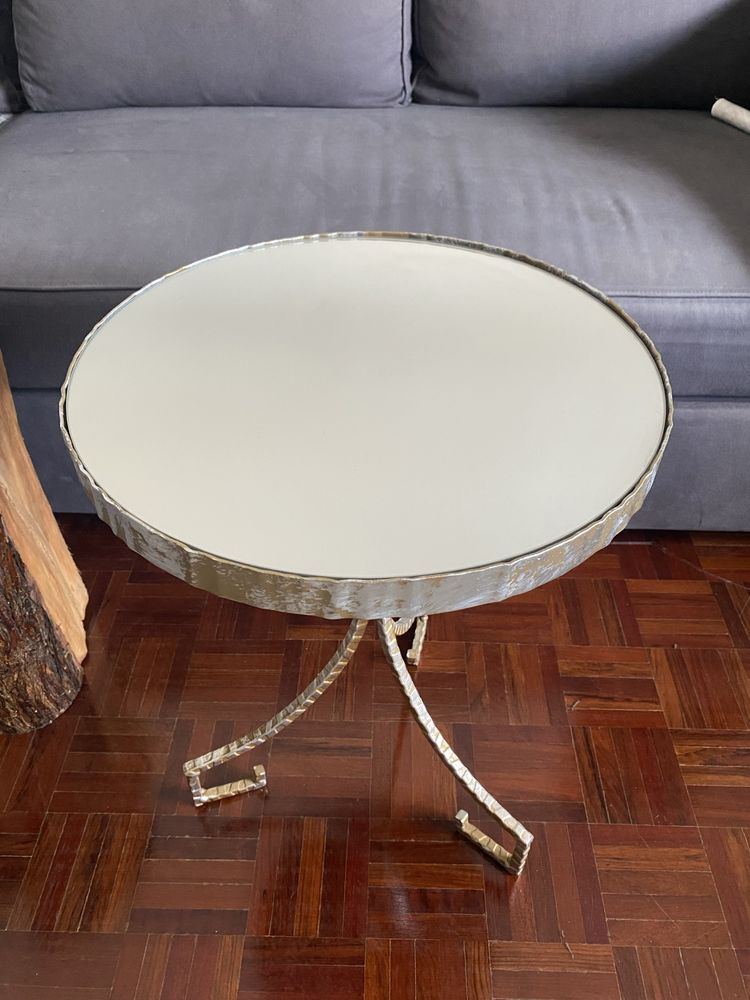 Mesa de apoio - tampo espelho