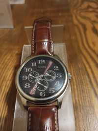 Часы "Guess" модель W85052G2.