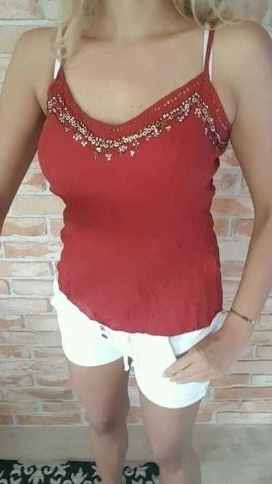 Atmosphere bordowa koszulka z koralikami top