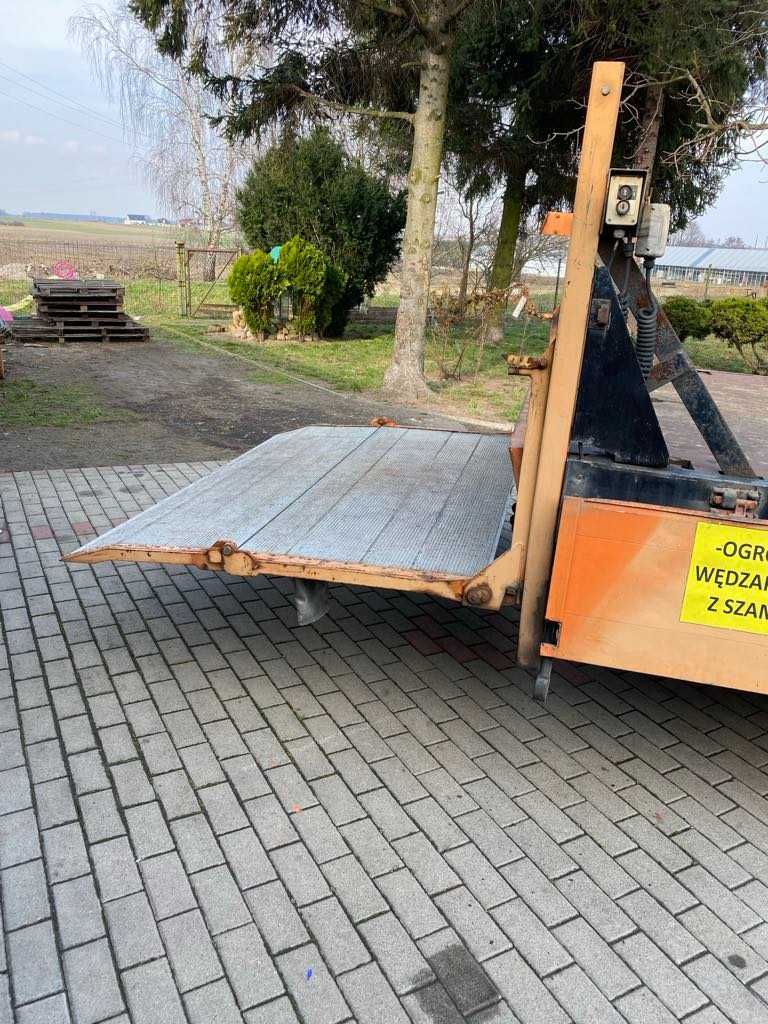 Iveco Daily 40C12 na bliźniaku z klapą