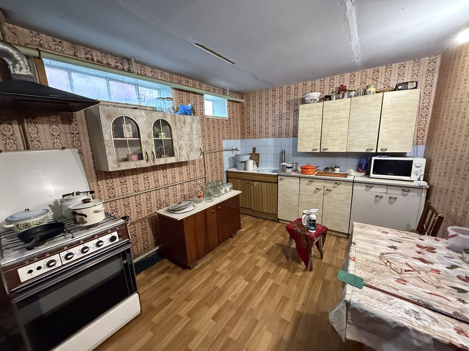 Продам добротный дом в. Подгородном ! ( С )