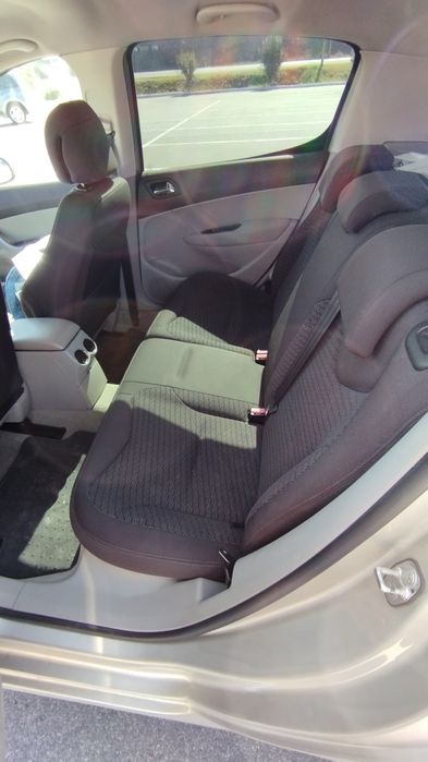 Авто PEUGEOT 308