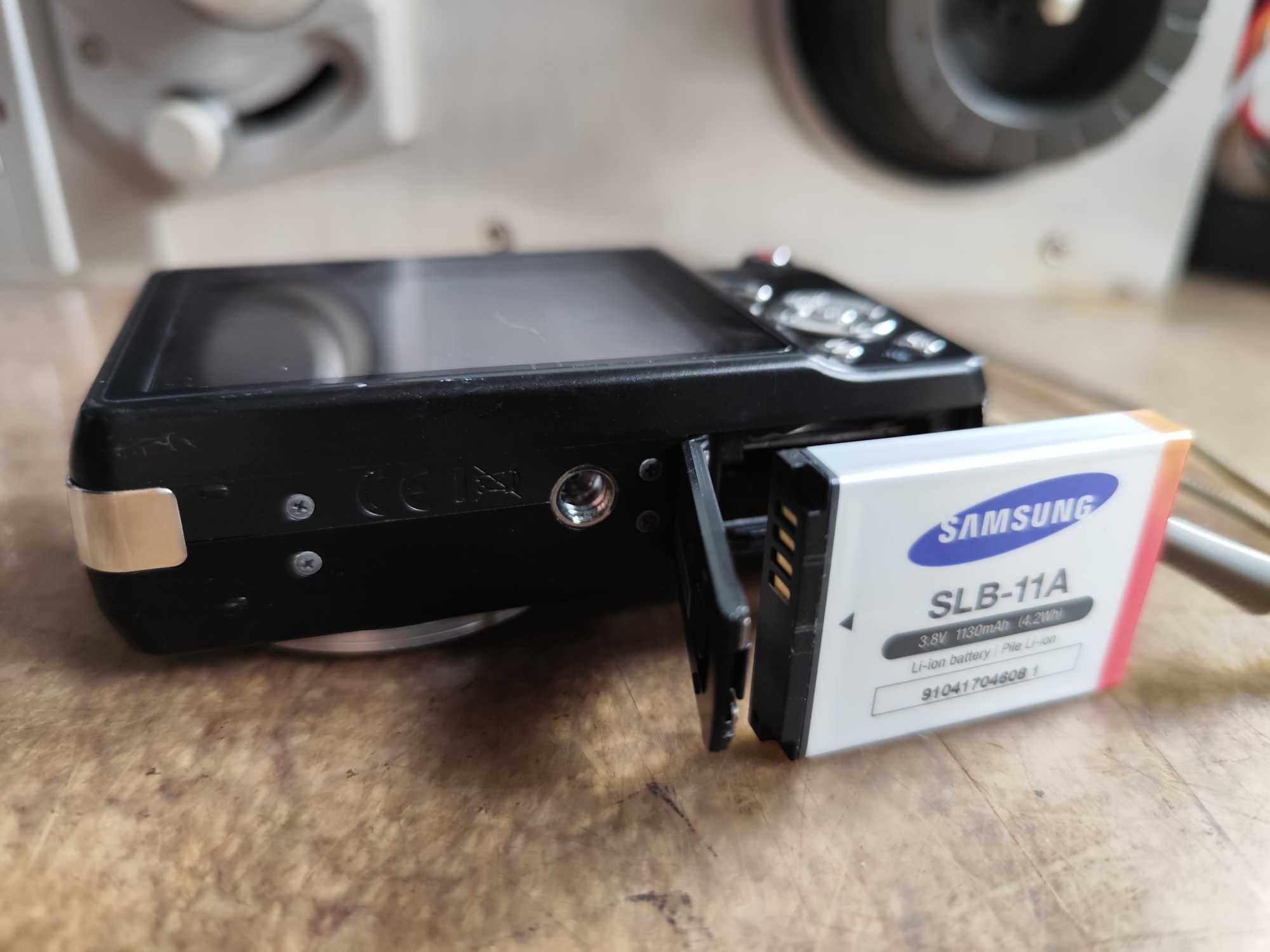 aparat cyfrowy Samsung WB600 uskodzony!