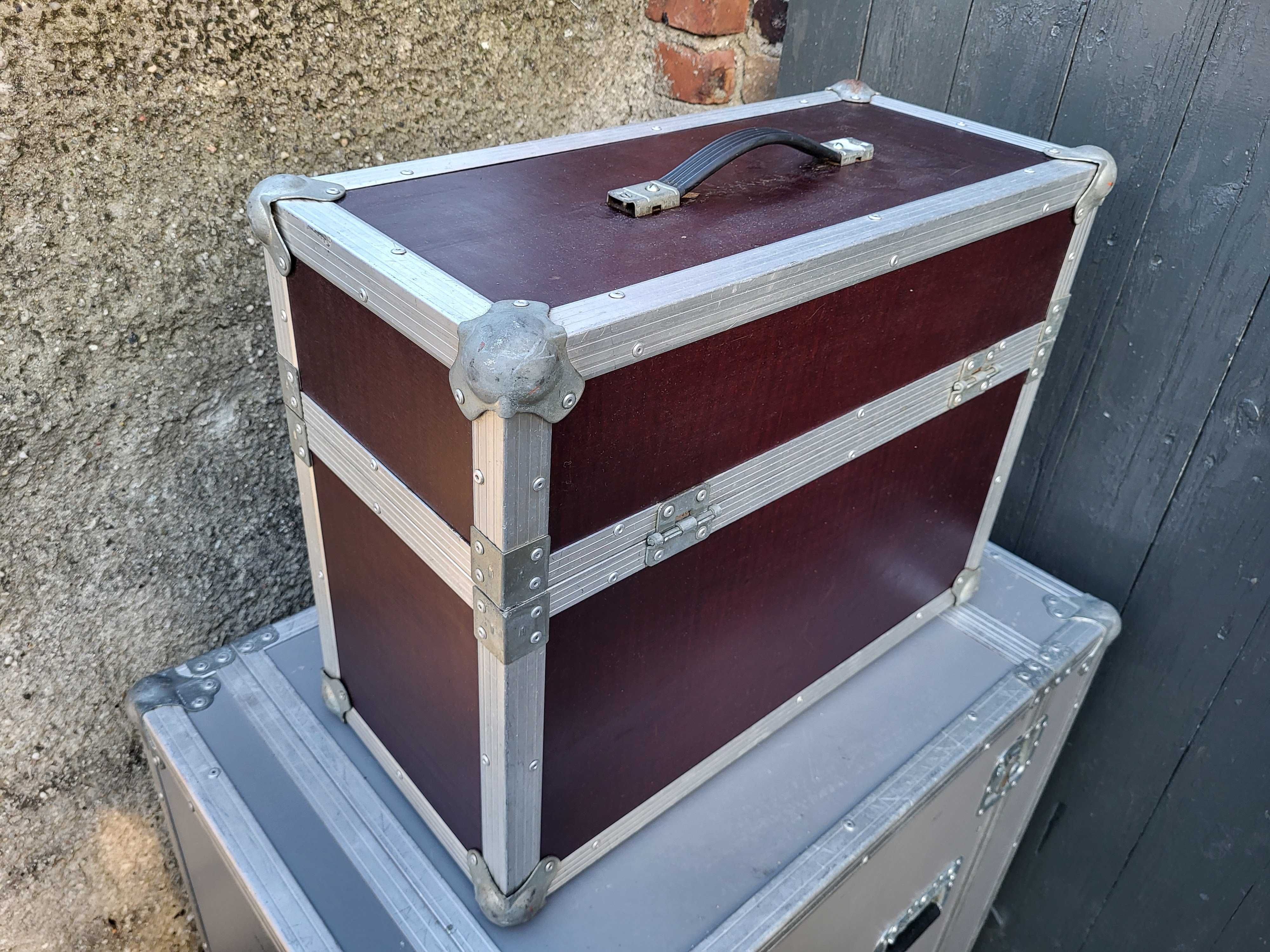58x25x43 CASE walizka kufer