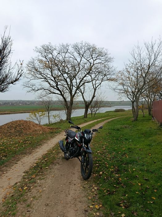 Продам мотоцикл FORTE 200R