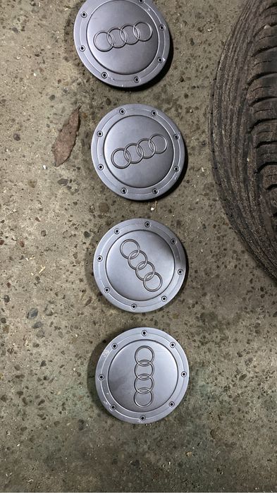 Sprzedam dekielki Audi 4BO601165A