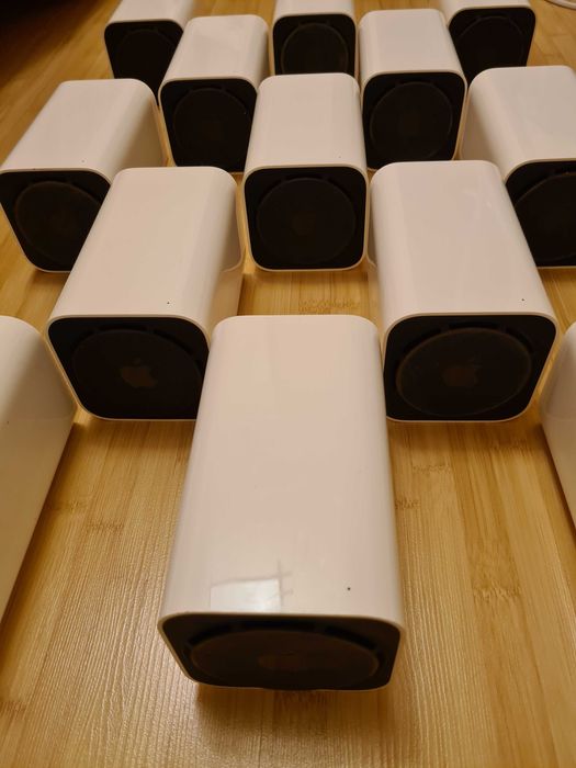 Apple AirPort Extreme 6Gen ME918 A1521, свіжі 17-18 рік, гарантія 3міс