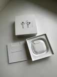 Навушники Apple AirPods 4