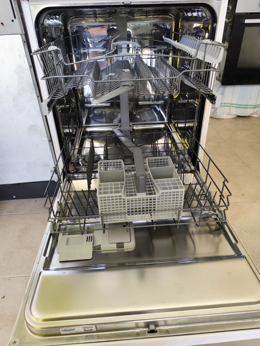 Máquina de lavar loiça Whrilpool