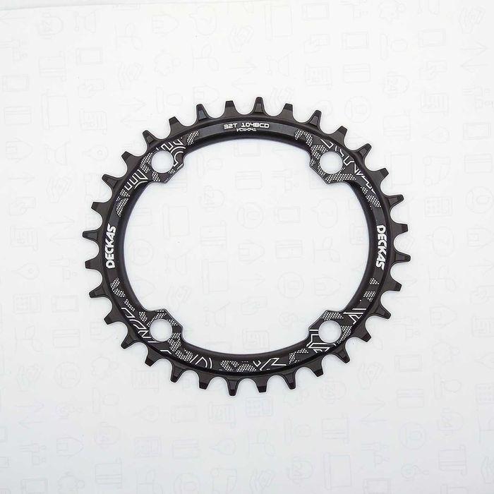DECKAS 104BCD zębatka narrow wide, 32T 34T 36T 38T czarna, owalna