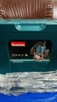 Makita RP2300FCXJ фрезер