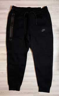 Штаны Nike Tech Fleece 2023