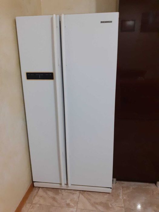 Холодильник самсунг