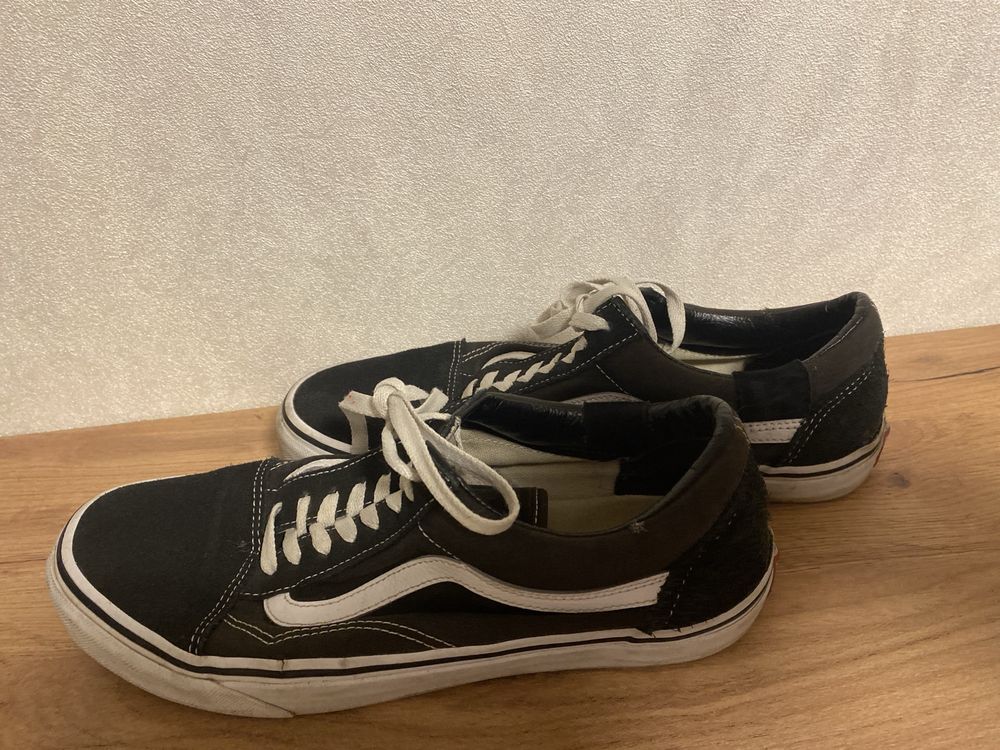 Продам кросівки оригінал Vans