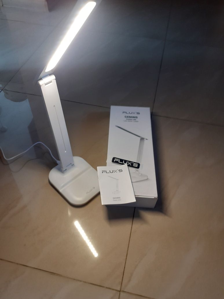 Lampa Flexo LED Gemini USB firmy Flux