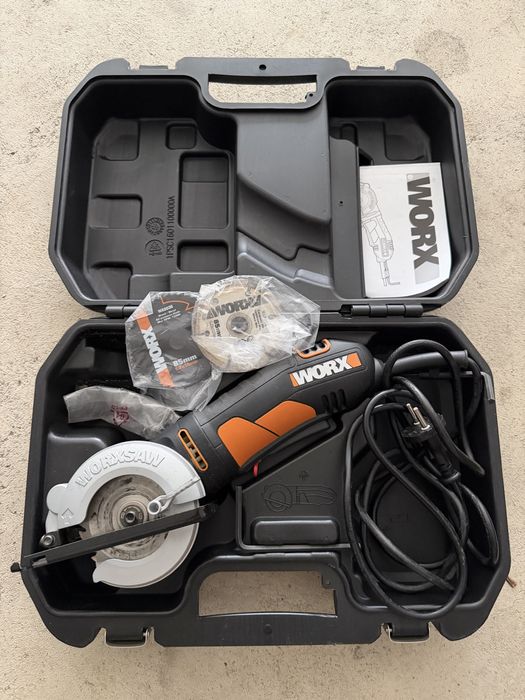 serra circular compacta Worx