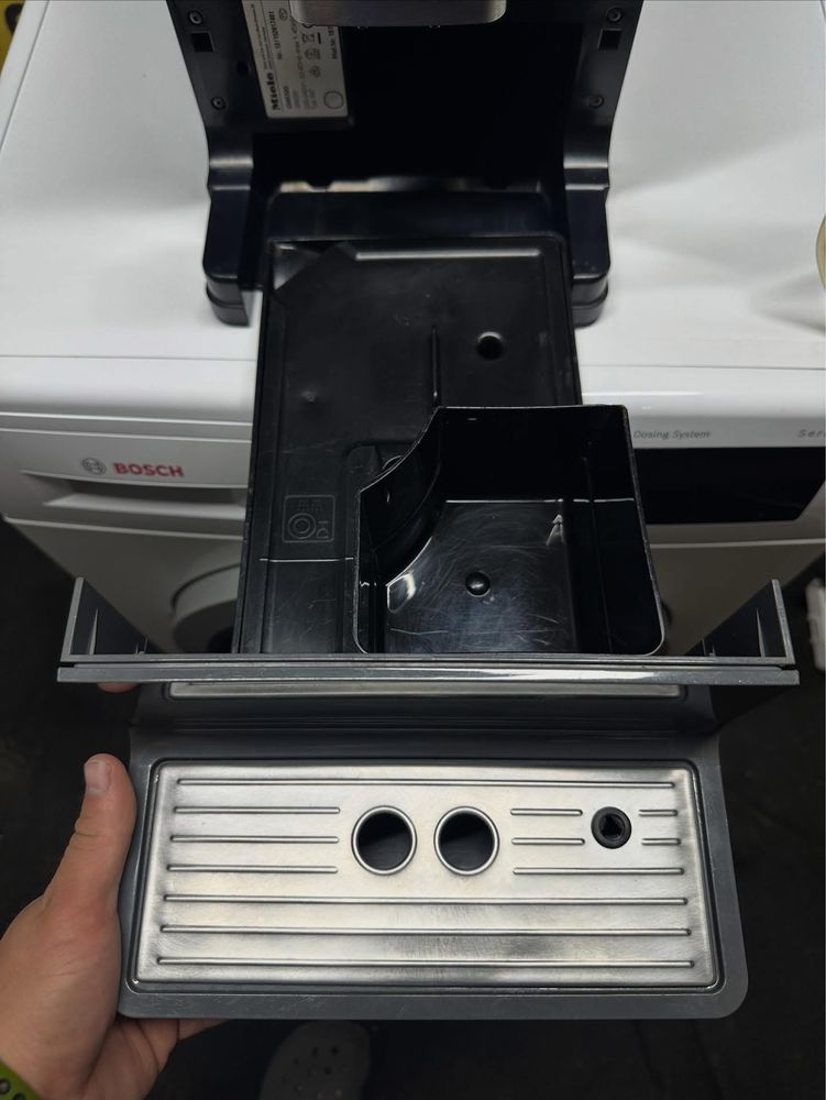 Автоматична кавомашина Miele CM5300 /One Touch, кавоварка,кавомолка