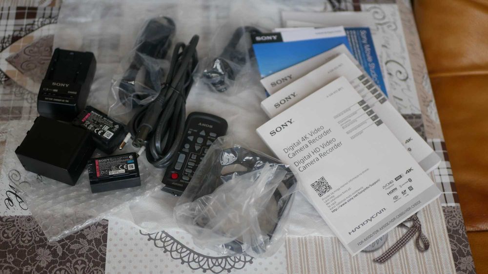 Kamera cyfrowa SONY HDR-CX900E. Ekstra stan. Dodatki. Atrakcyjna cena.