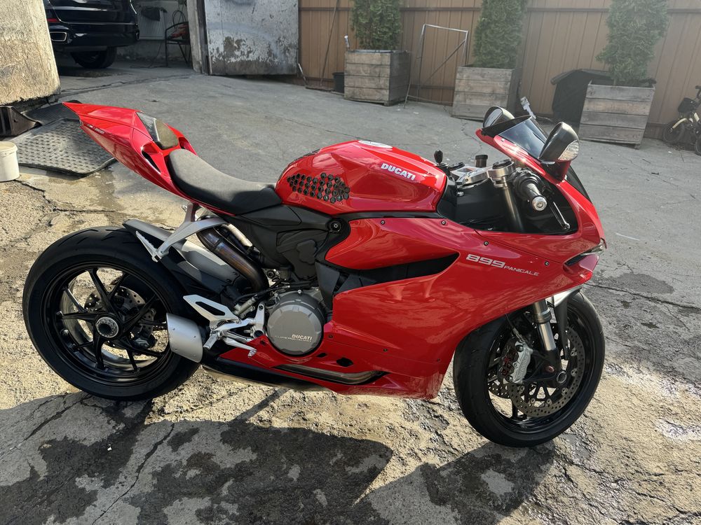Продам ducati panigale 899