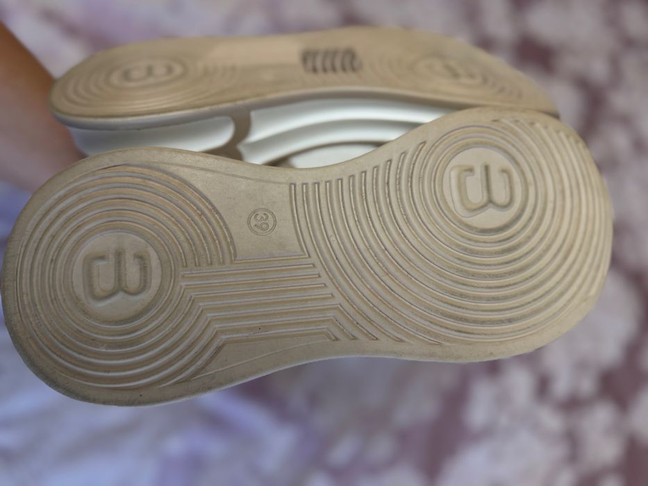 Кросівки Vitto Rossi 38,5 -39 р