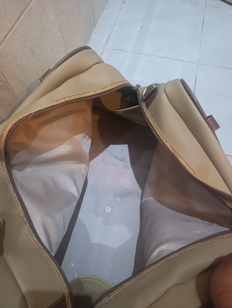 Mala de mão de viageml