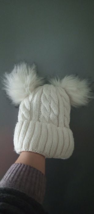 Продам детскую шапку