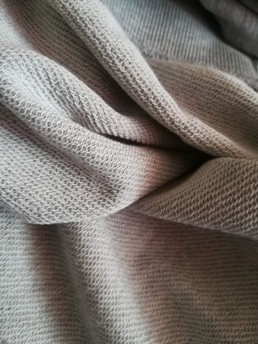 серый свитшот (толстовка) кофта, гольф divided H&M