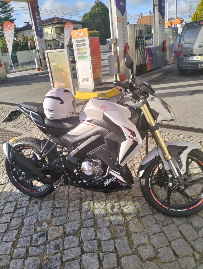 Keeway rkf 125 ano 2024