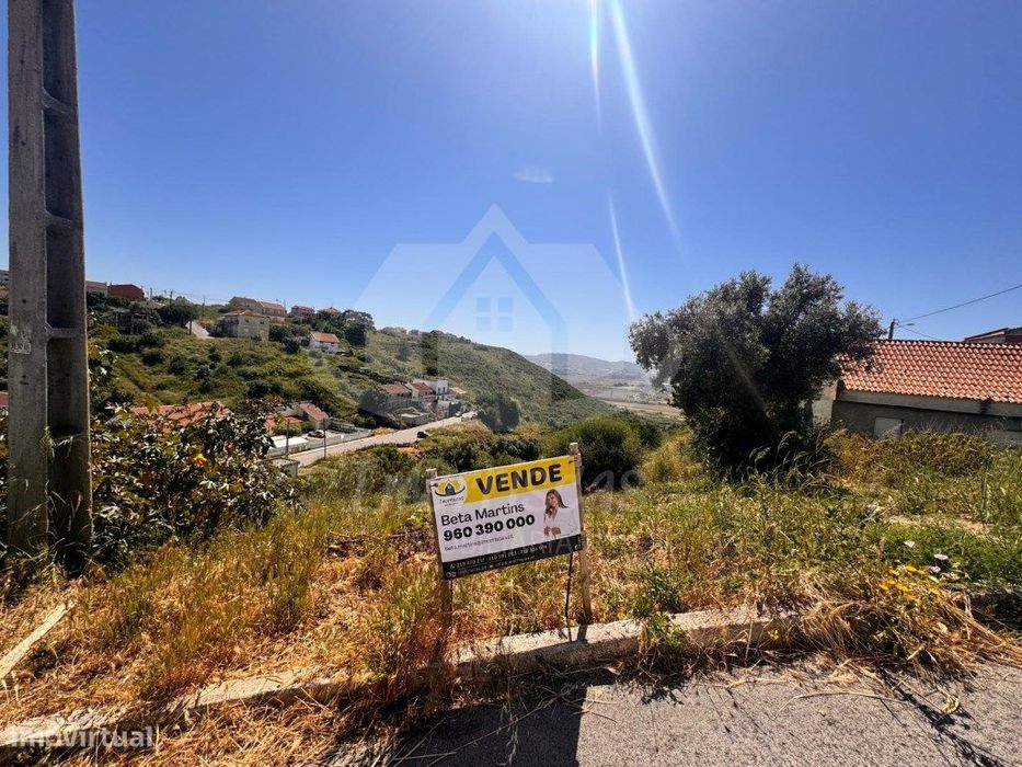 Lote de terreno com 343 m² na Portela da Azóia, Santa Iria de Azóia