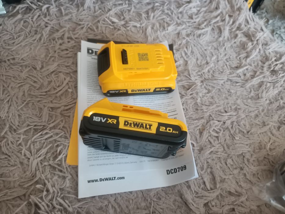 Nowa oryginalna bateria DeWalt 2ah dcb183