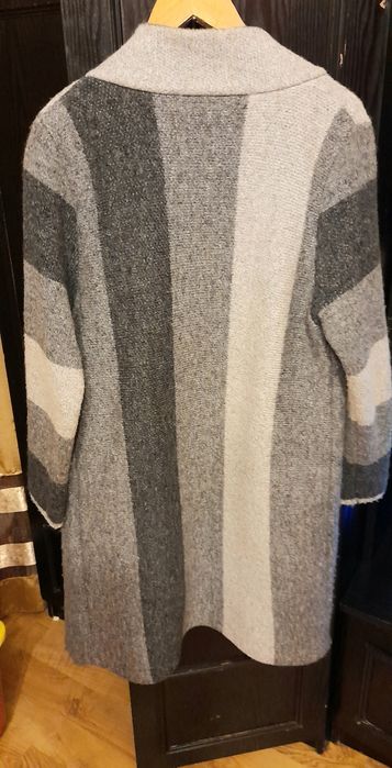 Elegancki kardagan-płaszcz na jesień, wiosnę  roz L