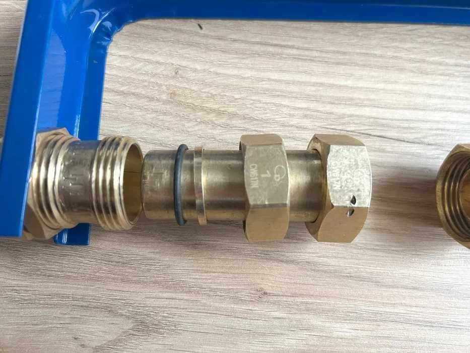 Uszkodzona Konsola Wodomierza 3/4" Zestaw Do Wodomierza 1" Komplet