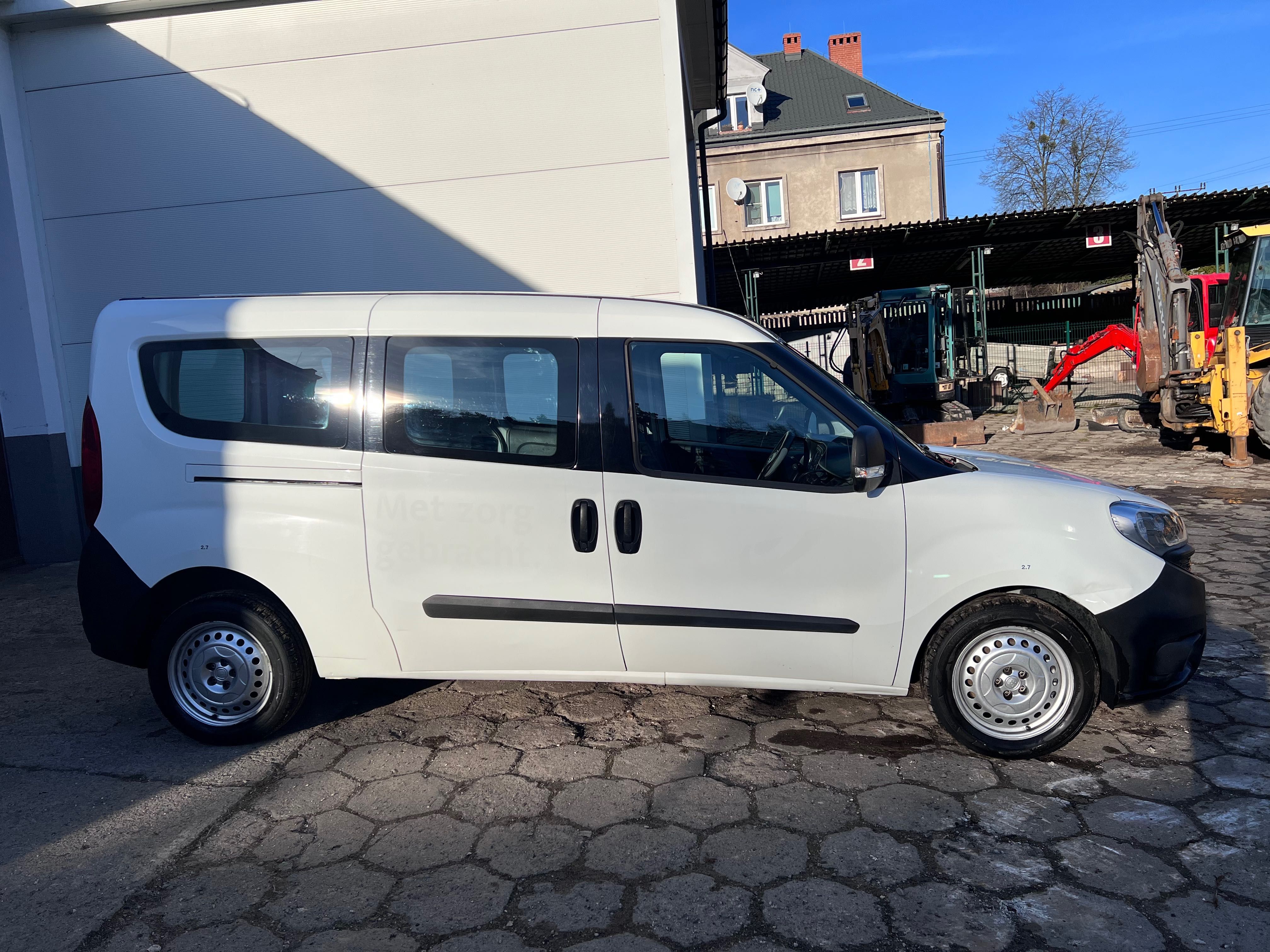 Fiat Doblo 2017r 35000 netto