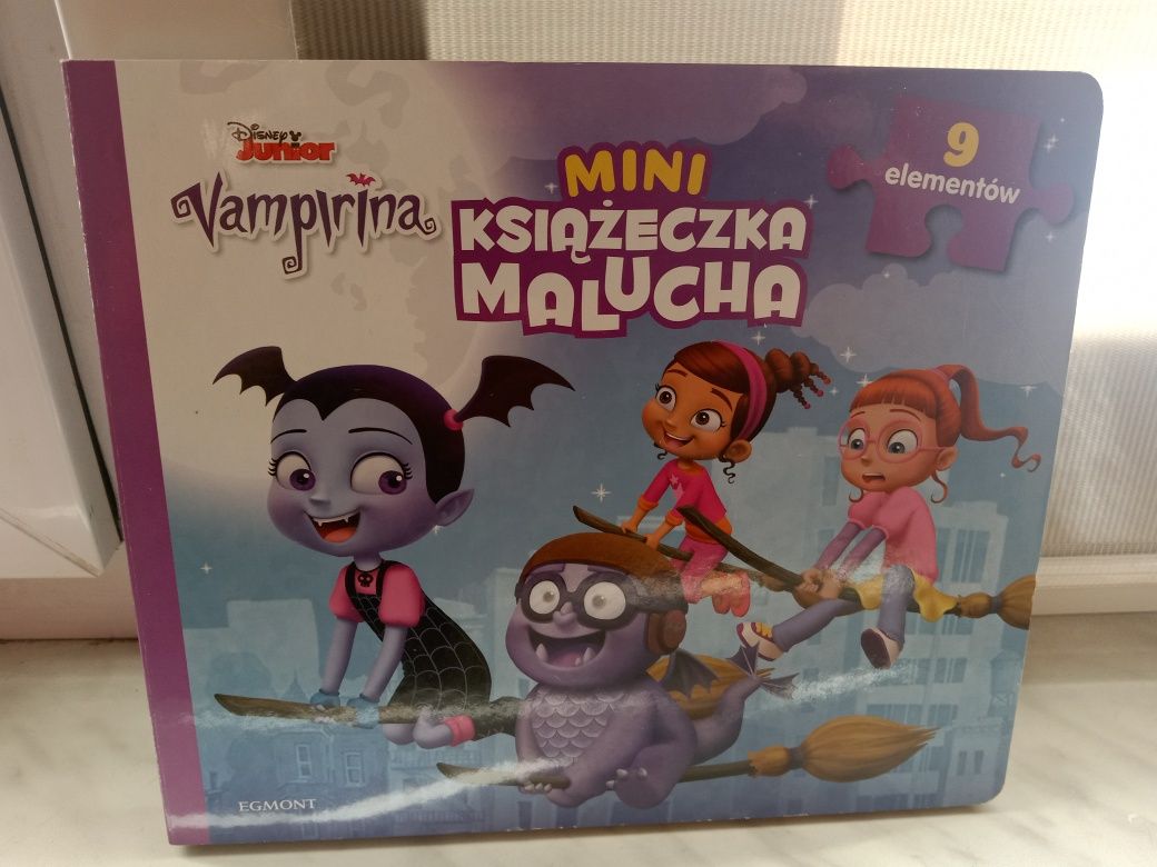 Vampirina , Mini książeczka malucha.