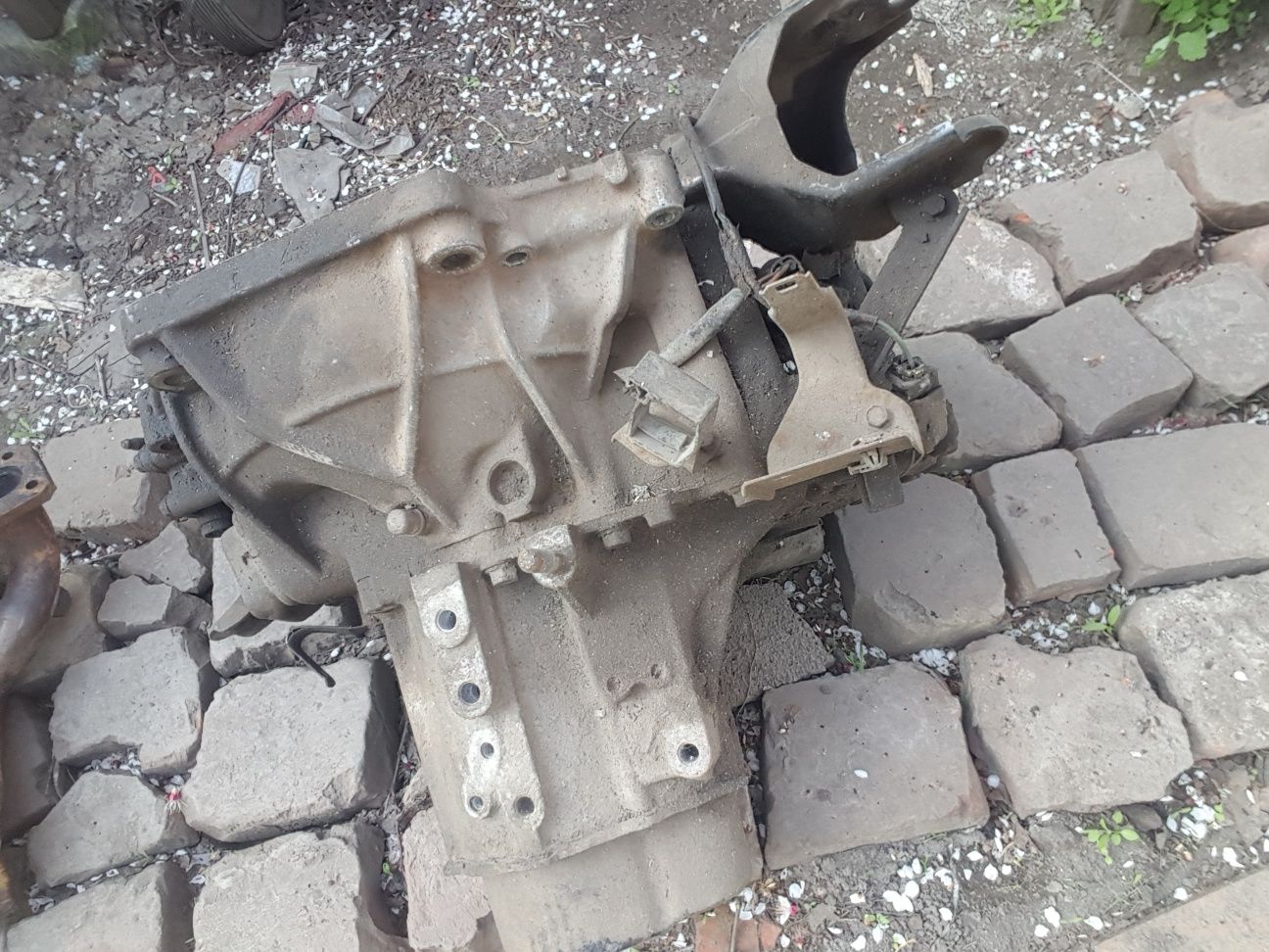 МКПП mazda 626 ge 2.0
