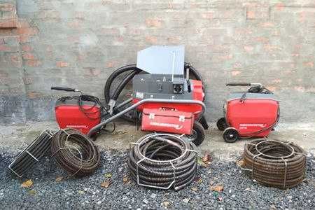 Прочистка канализации • Гидродинамическая Чистка труб, сантехники